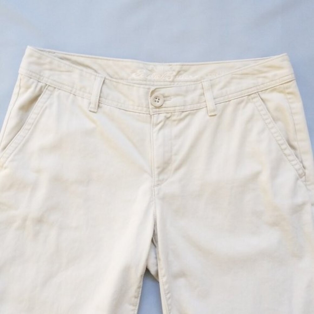 Eddie Bauer Womens Shorts 6 Beige/Cream Legend Wash Cotton 11" Inseam - Picture 2 of 12
